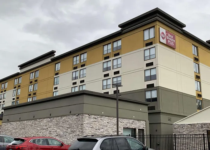 Best Western Plus Clarks Summit Scranton Hotel